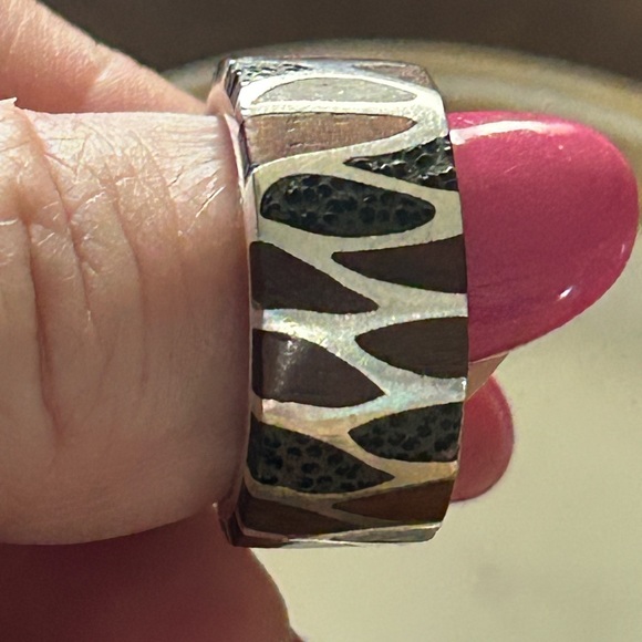 Vintage Other - Vintage Wood Inlay Sterling Silver Ring